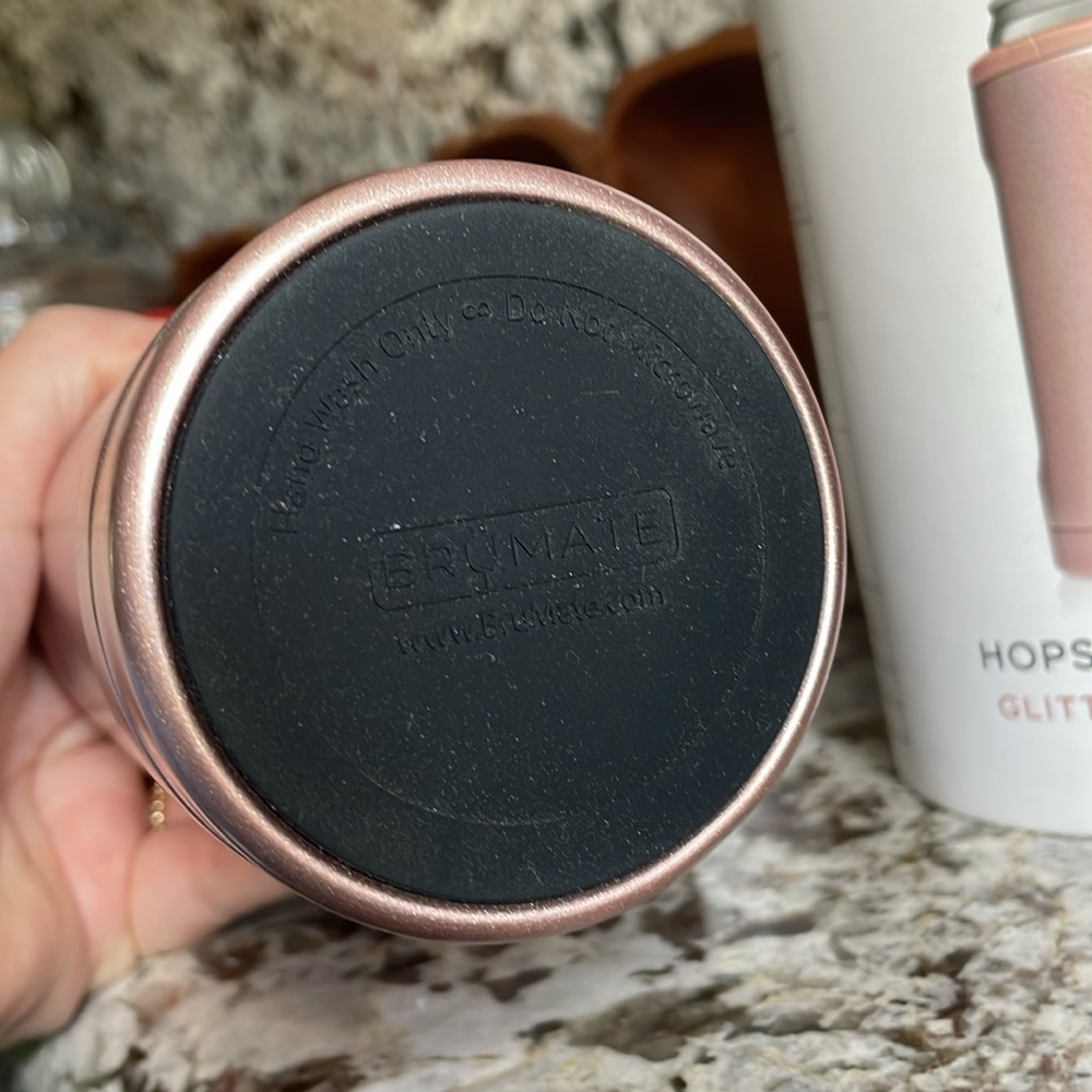 Brumate Hopsulator Slim in Glitter Rose Gold - Picture 7 of 9
